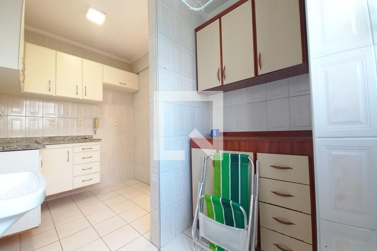 Apartamento à Venda - Cambuí, 1 Quarto,  50 m2 em , Campinas - sp | SoloBR
