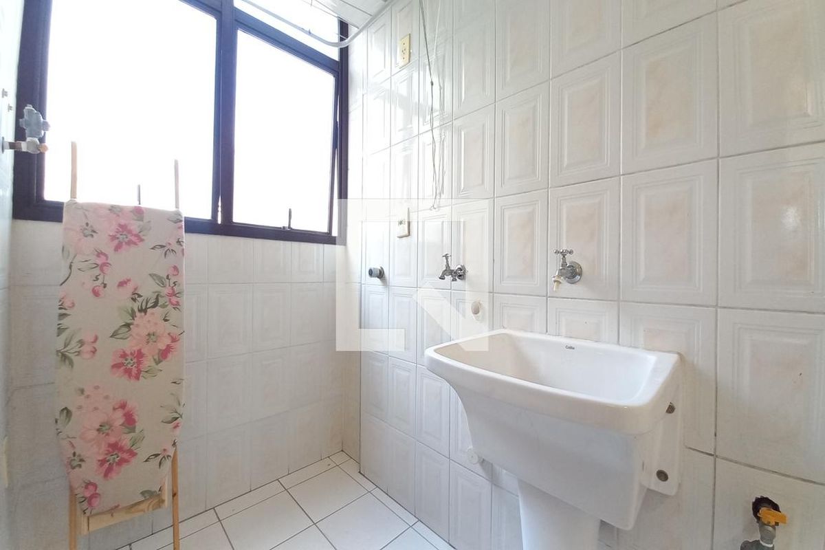 Apartamento à Venda - Cambuí, 1 Quarto,  50 m2 em , Campinas - sp | SoloBR