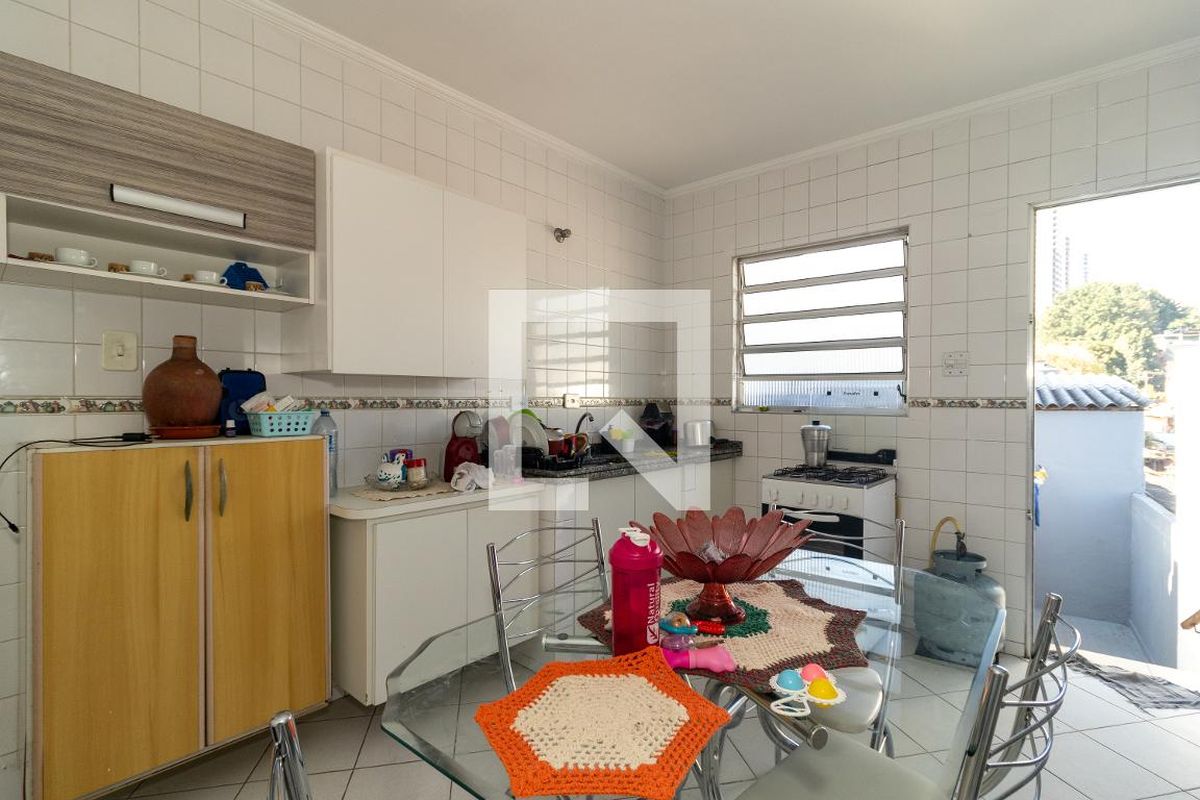 Casa, 2 quartos, 200 m² - Foto 184