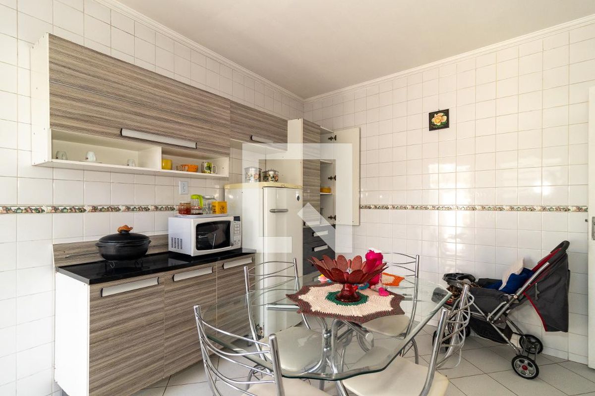 Casa, 2 quartos, 200 m² - Foto 188