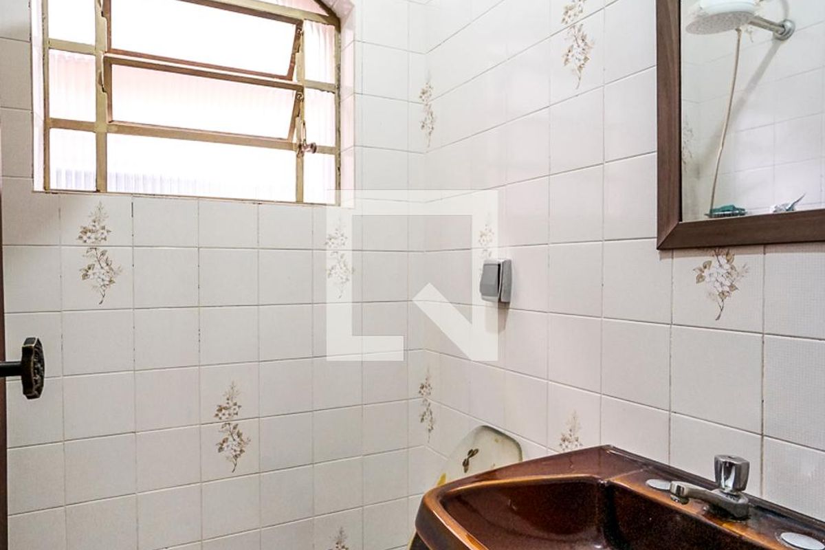 Casa, 3 quartos, 226 m² - Foto 84