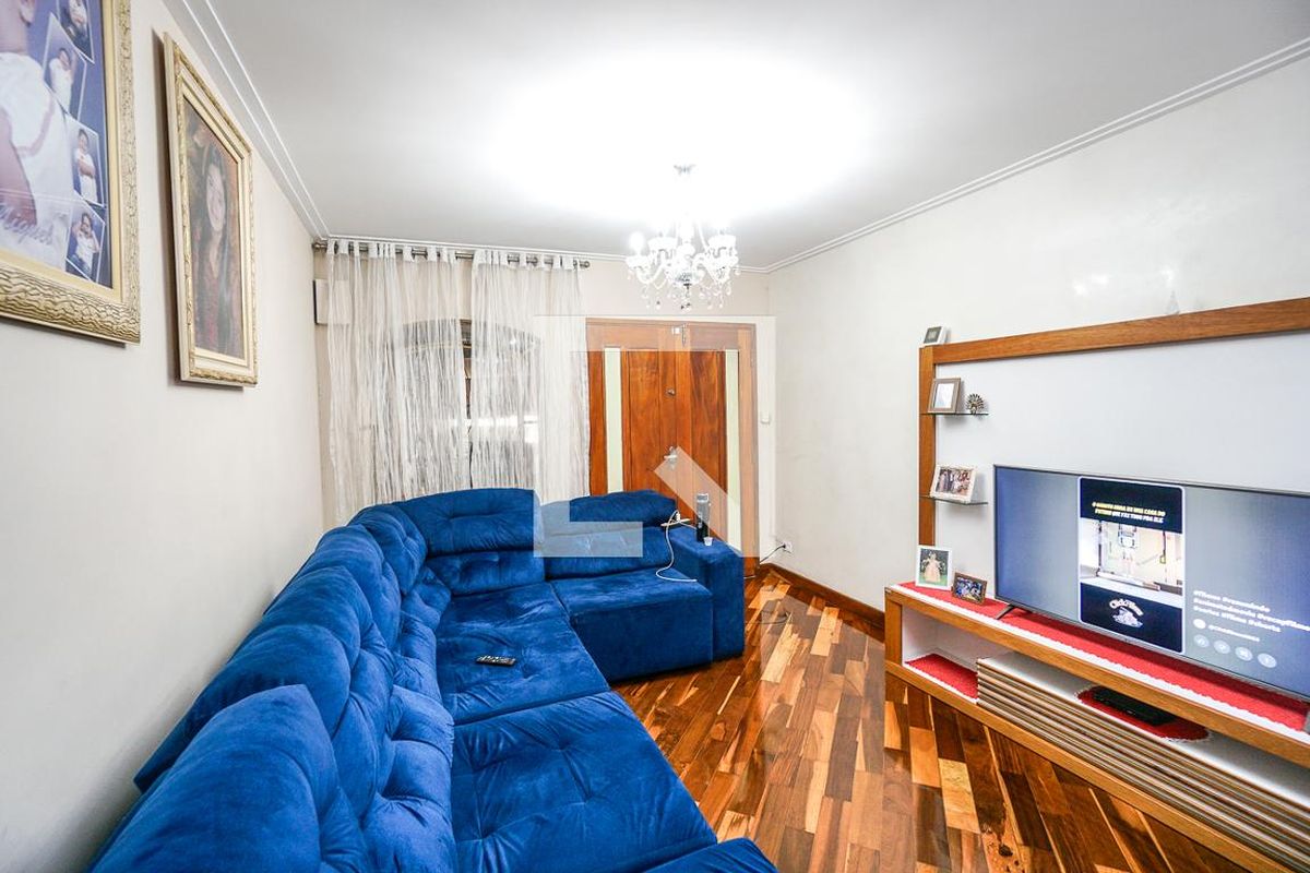 Casa, 3 quartos, 226 m² - Foto 2