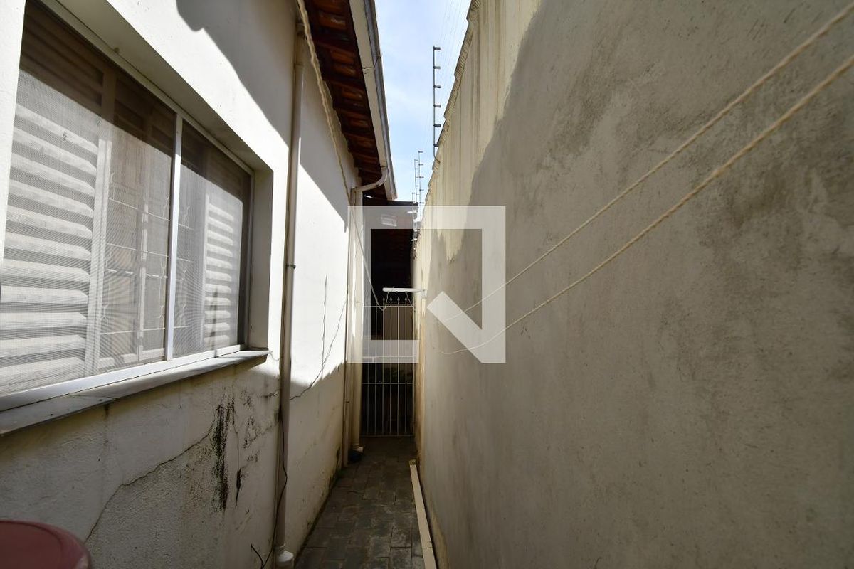 Casa à Venda - Jardim Flamboyant, 3 Quartos,  290 m2 em , Campinas - sp | SoloBR