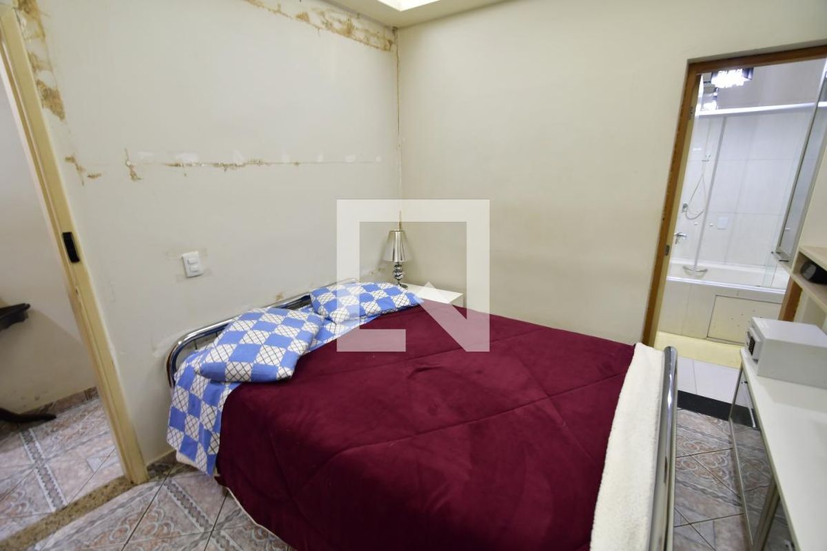 Casa à Venda - Jardim Flamboyant, 3 Quartos,  290 m2 em , Campinas - sp | SoloBR