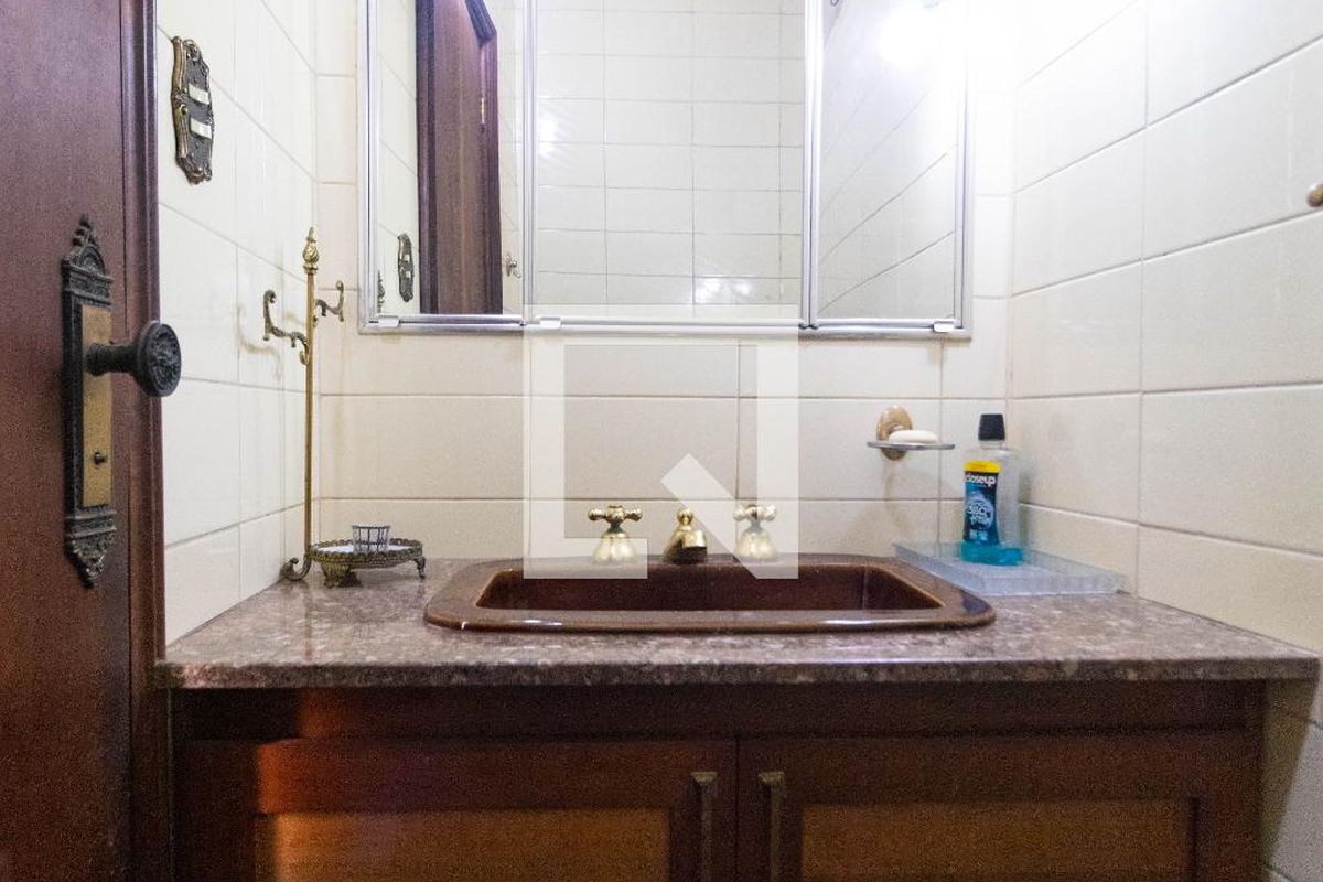 Casa à Venda - Centro, 2 Quartos,  148 m2 em , Campinas - sp | SoloBR