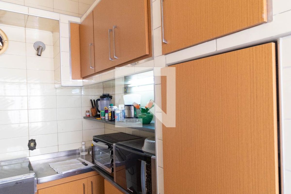 Casa à Venda - Centro, 2 Quartos,  148 m2 em , Campinas - sp | SoloBR