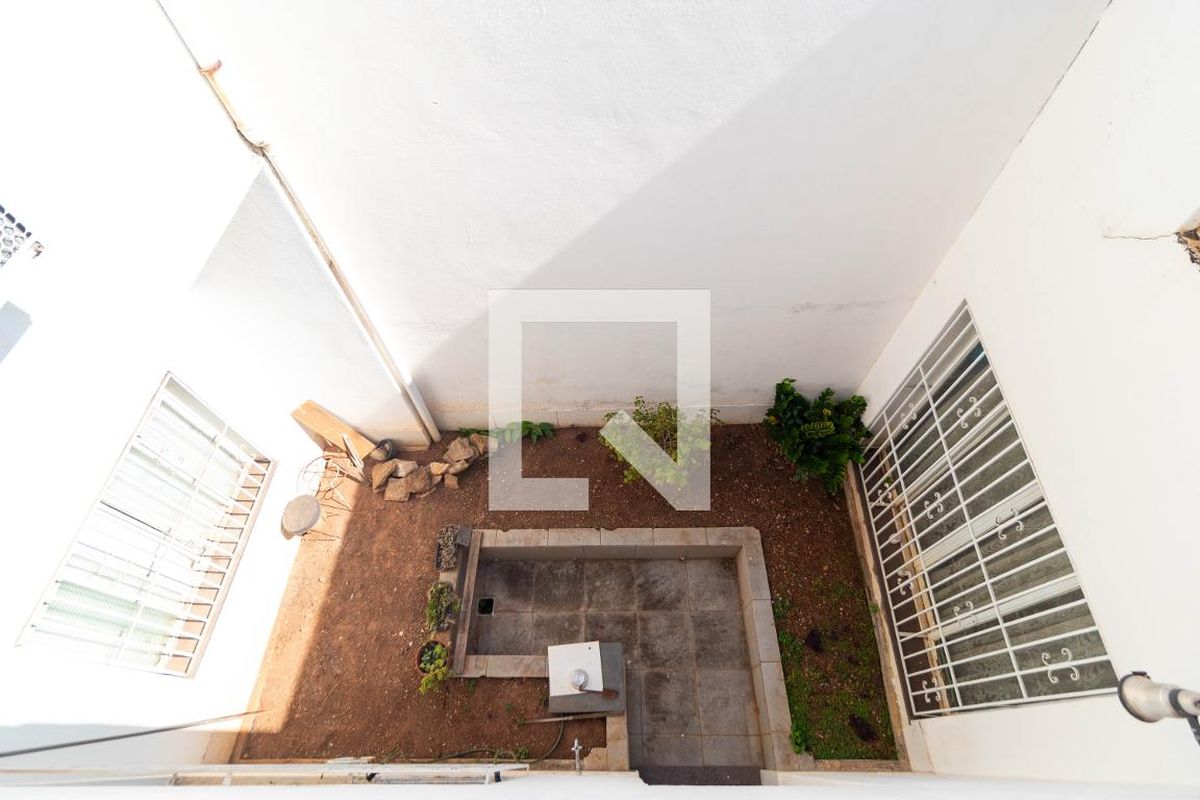 Casa à Venda - Centro, 2 Quartos,  148 m2 em , Campinas - sp | SoloBR