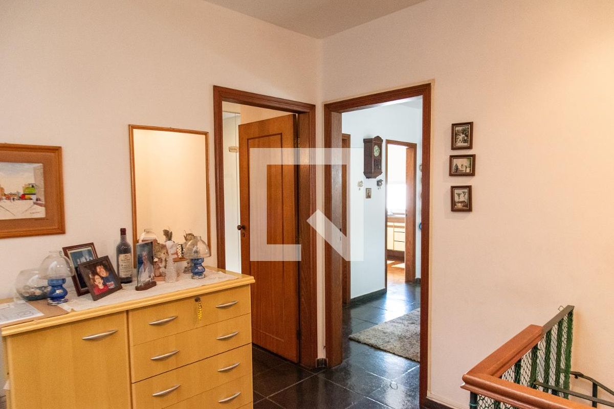 Casa, 5 quartos, 250 m² - Foto 13