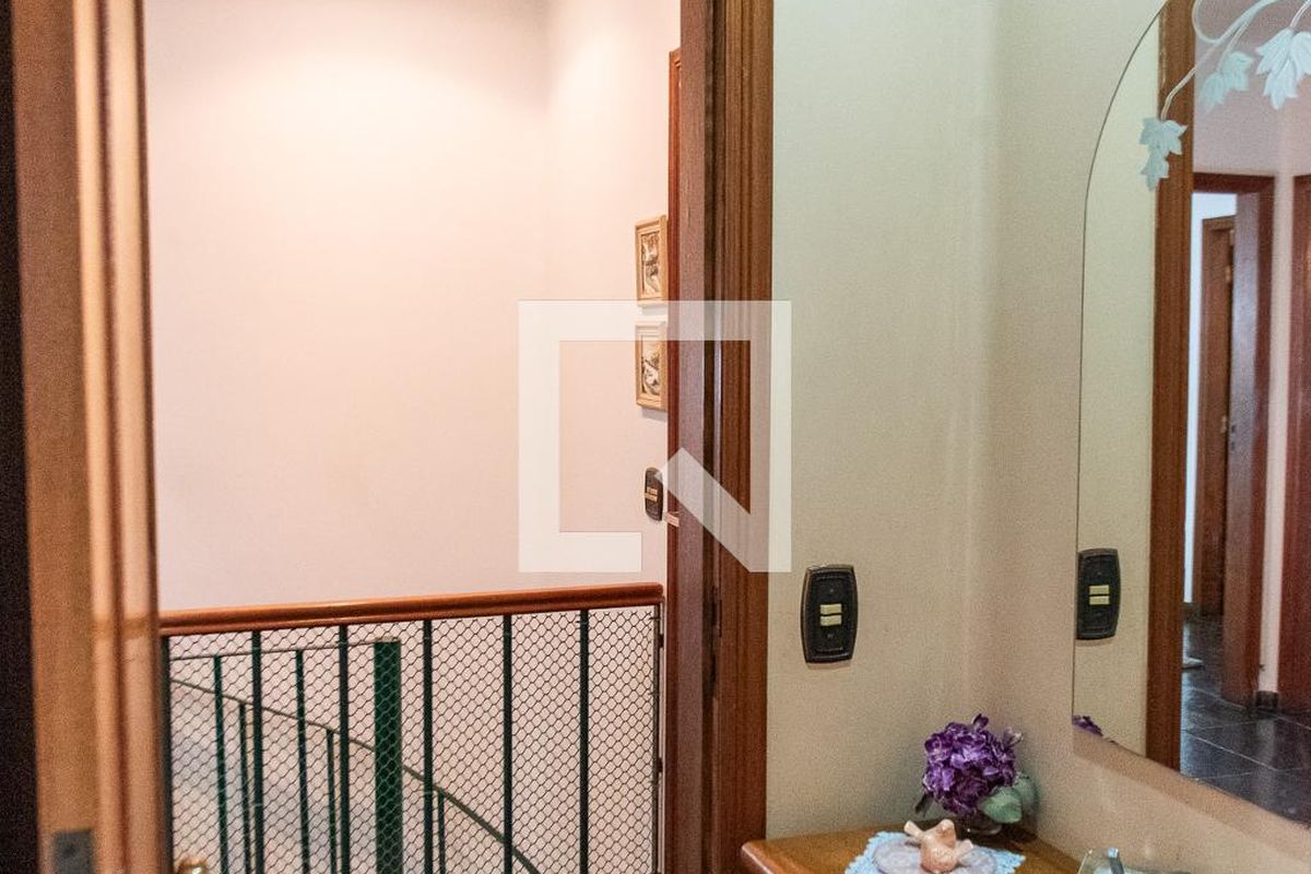 Casa, 5 quartos, 250 m² - Foto 17