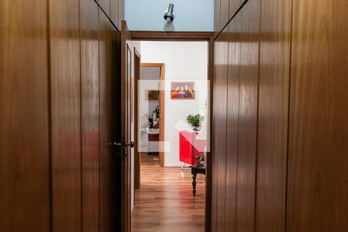 Casa, 5 quartos, 250 m² - Foto 48