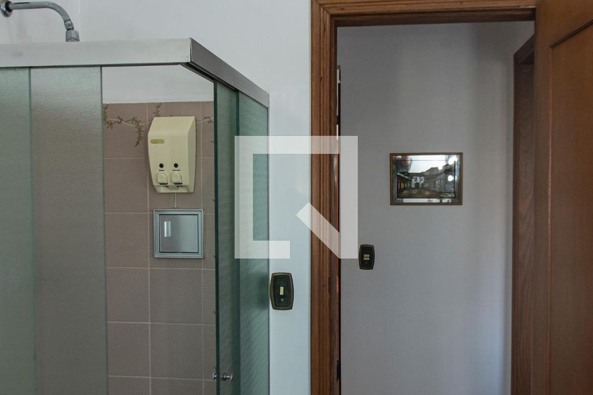 Casa, 5 quartos, 250 m² - Foto 45