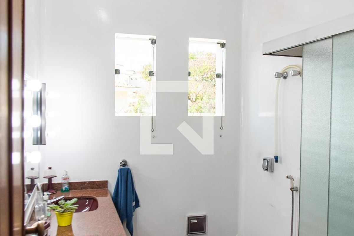 Casa, 5 quartos, 250 m² - Foto 43