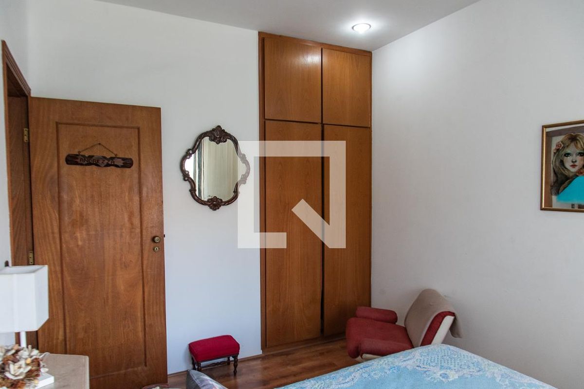 Casa, 5 quartos, 250 m² - Foto 32