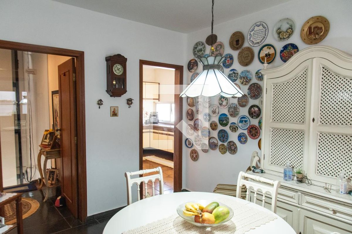 Casa, 5 quartos, 250 m² - Foto 9