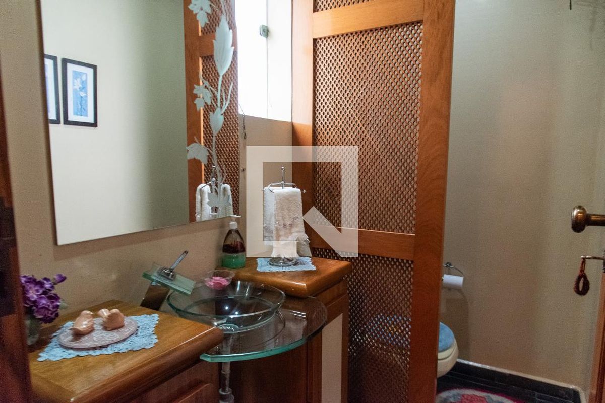 Casa, 5 quartos, 250 m² - Foto 16