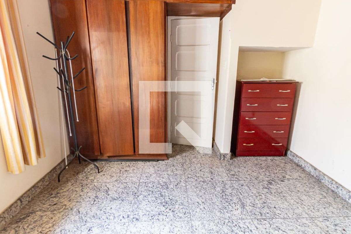 Casa, 3 quartos, 200 m² - Foto 35