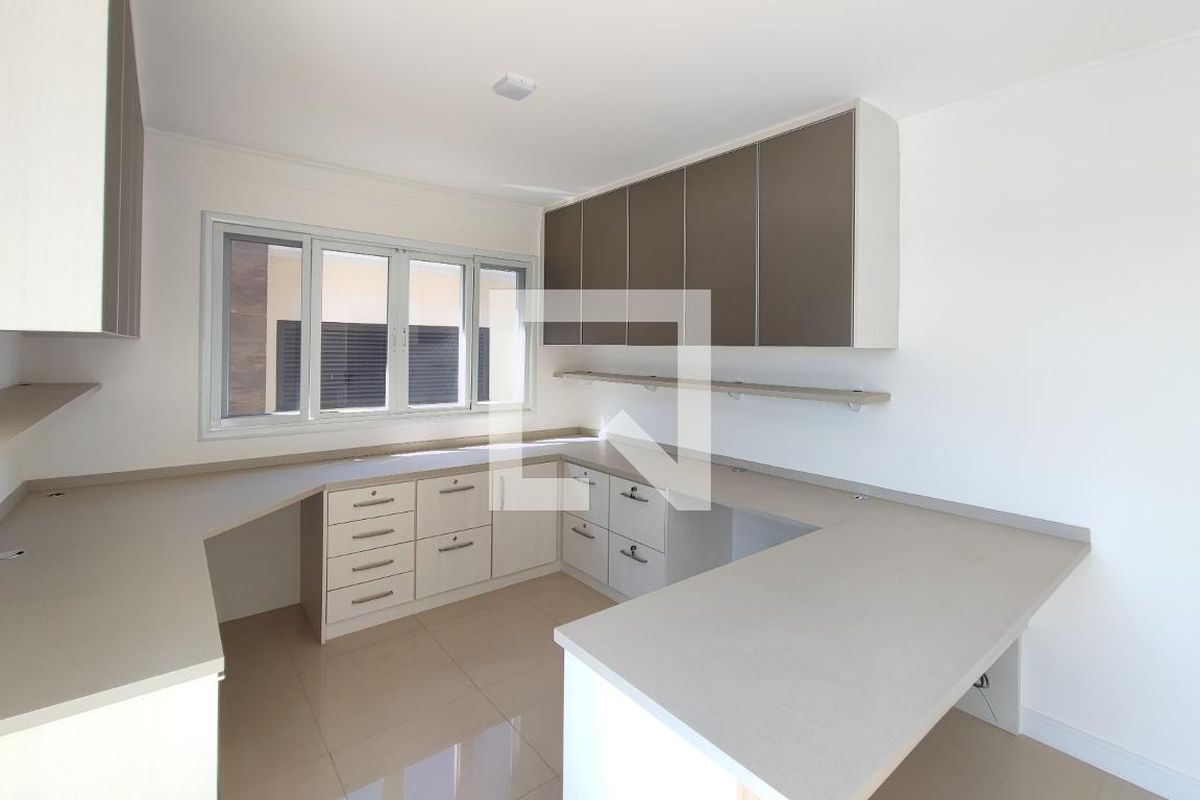 Casa à Venda - Parque Prado, 5 Quartos,  360 m2 em , Campinas - sp | SoloBR