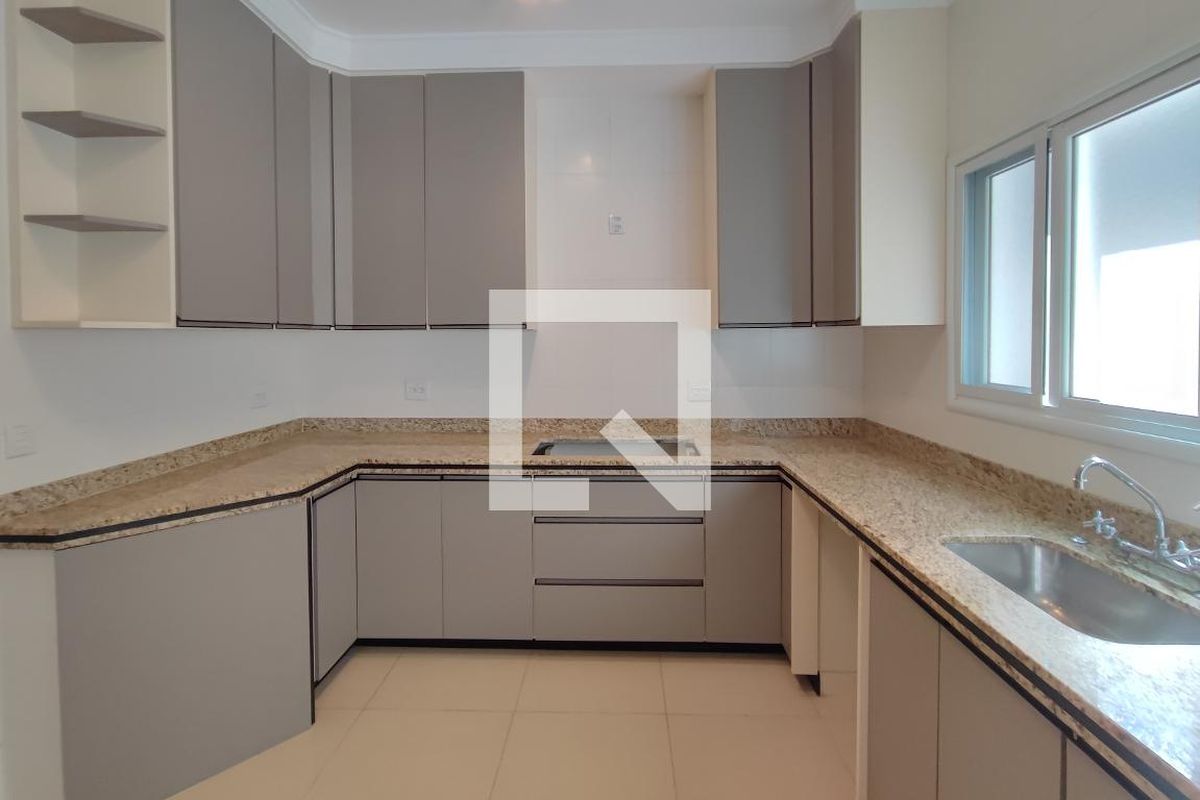 Casa à Venda - Parque Prado, 5 Quartos,  360 m2 em , Campinas - sp | SoloBR