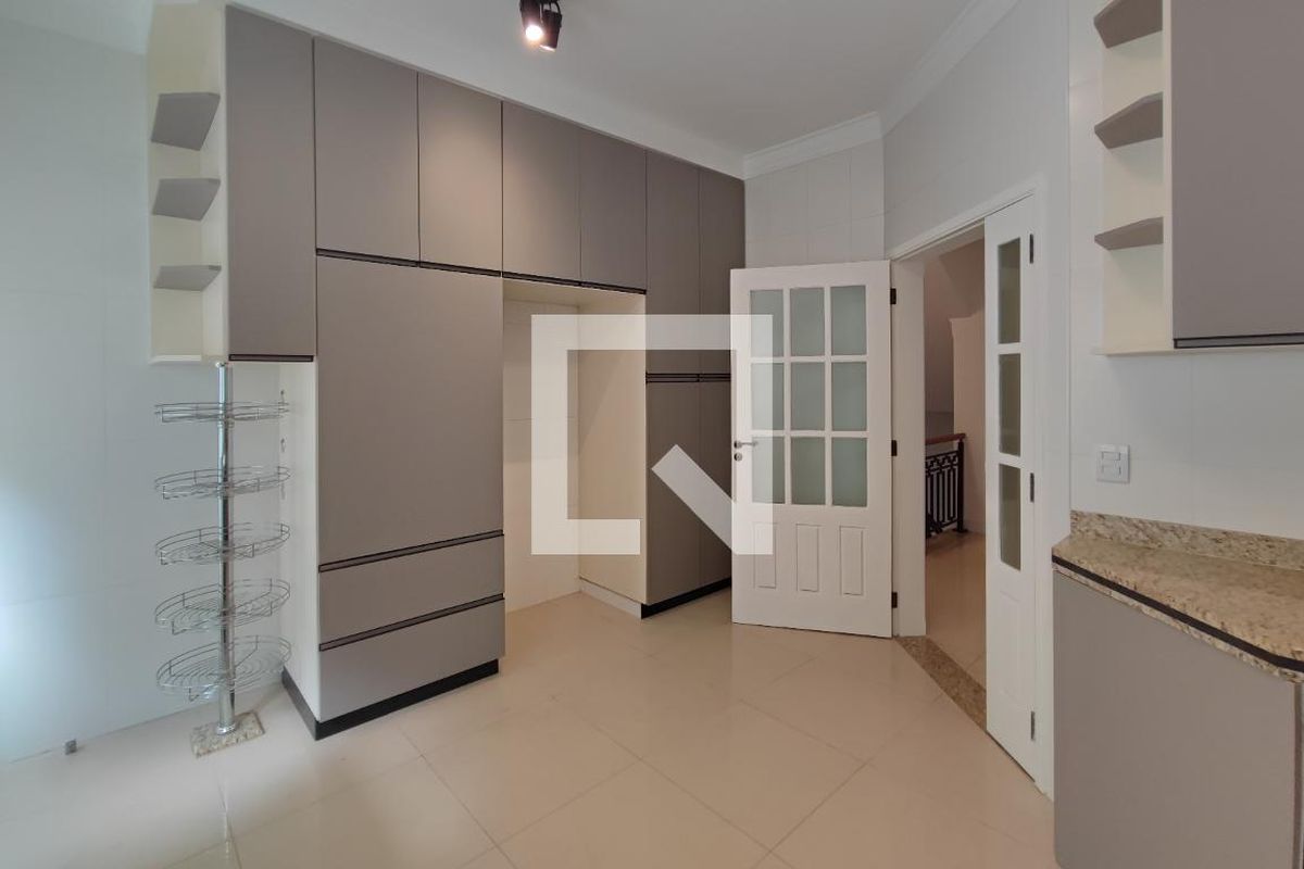 Casa à Venda - Parque Prado, 5 Quartos,  360 m2 em , Campinas - sp | SoloBR