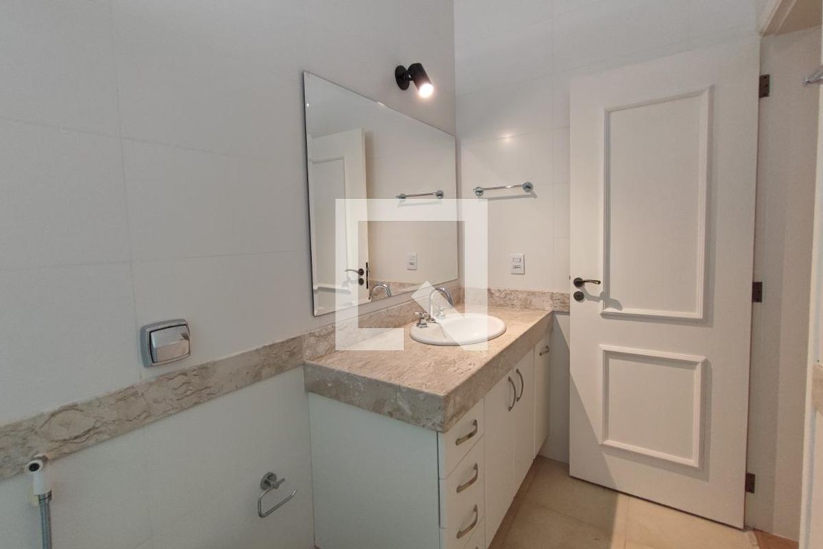 Casa à Venda - Parque Prado, 5 Quartos,  360 m2 em , Campinas - sp | SoloBR
