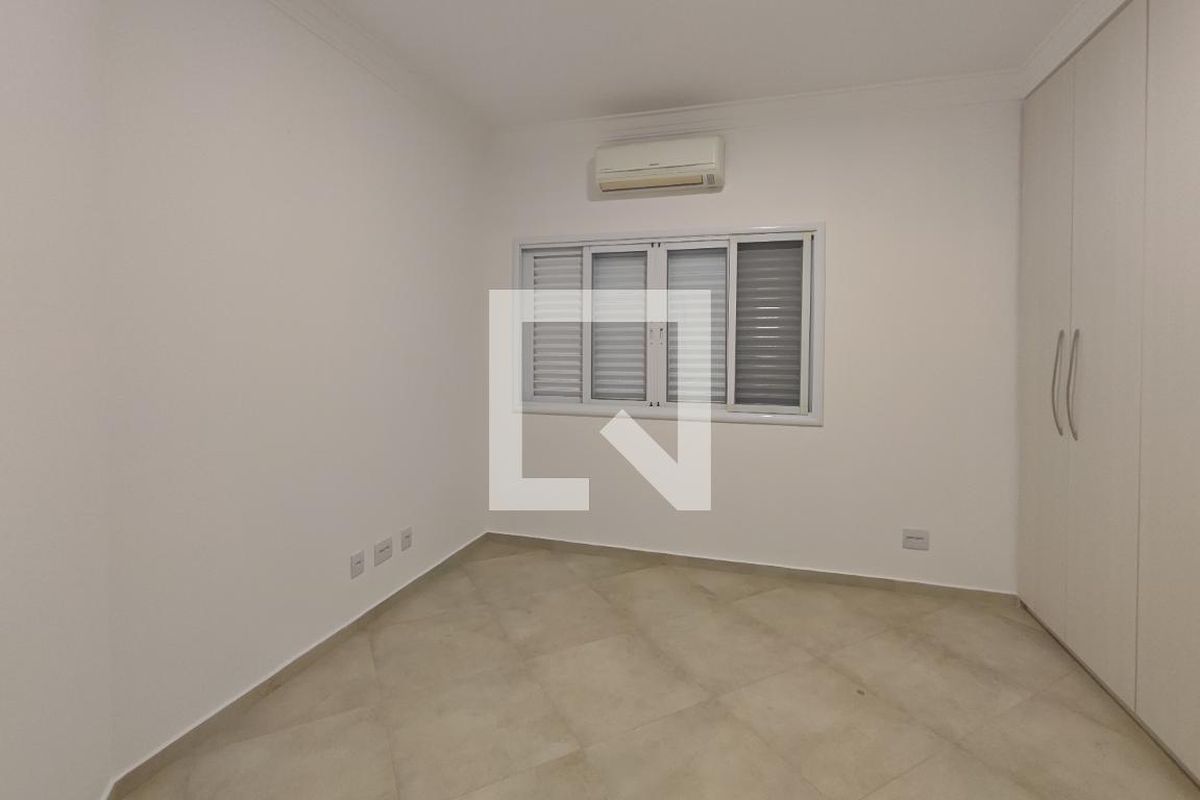 Casa à Venda - Parque Prado, 5 Quartos,  360 m2 em , Campinas - sp | SoloBR