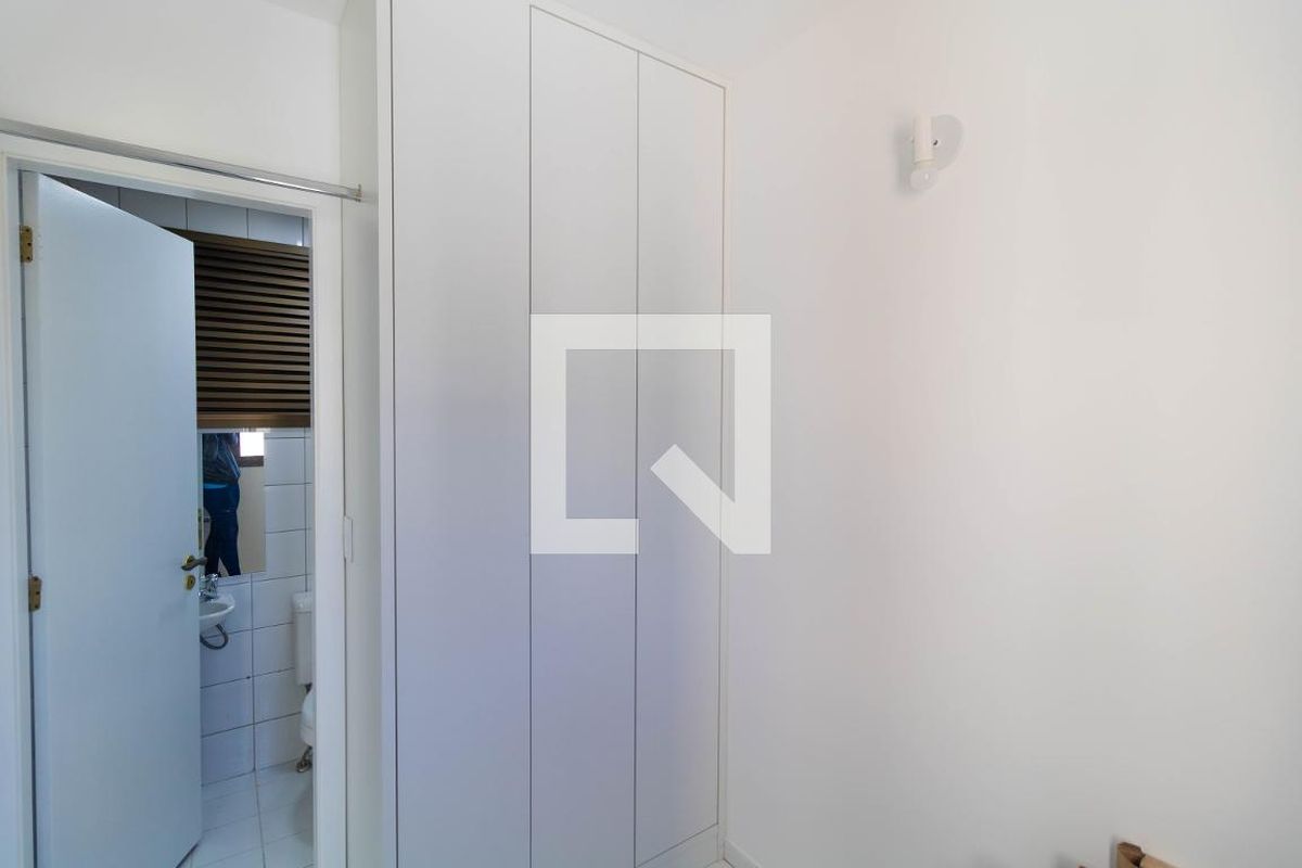 Apartamento à Venda - Vila Brandina, 4 Quartos,  139 m2 em , Campinas - sp | SoloBR