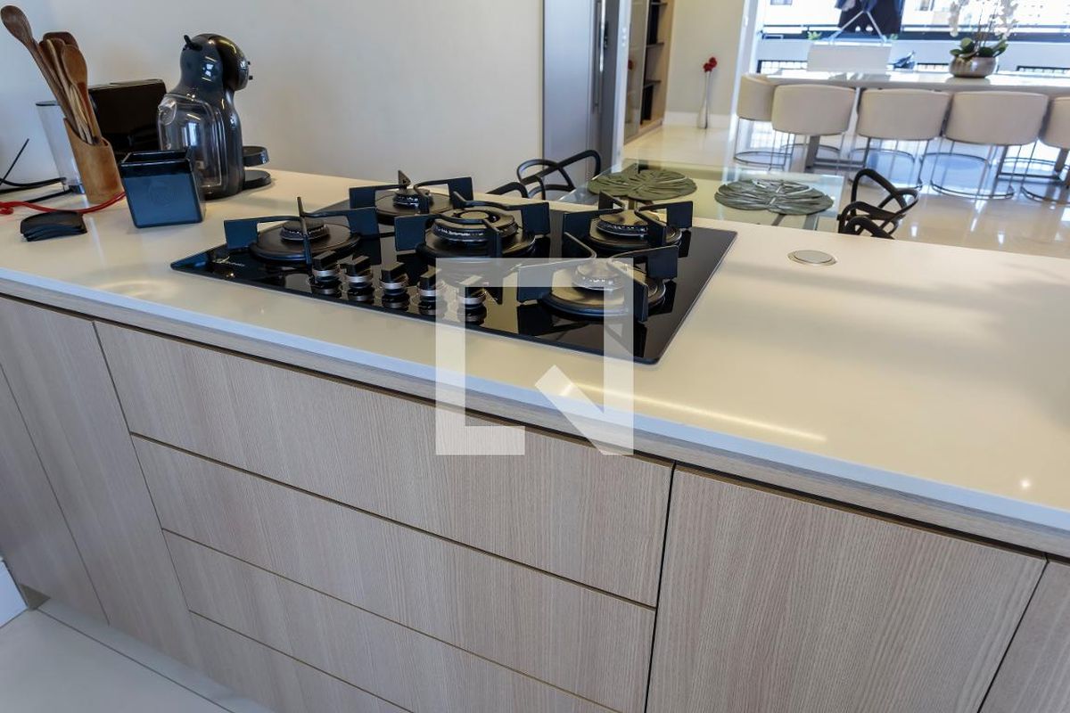 Apartamento, 3 quartos, 160 m² - Foto 43