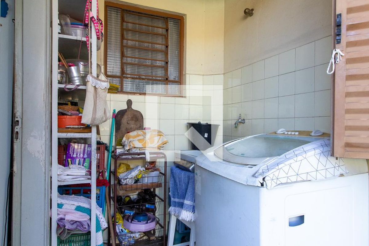 Casa à Venda - Taquaral, 4 Quartos,  315 m2 em , Campinas - sp | SoloBR