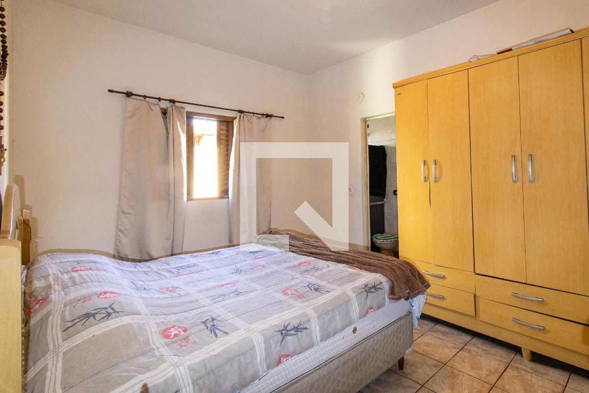 Casa à Venda - Taquaral, 4 Quartos,  315 m2 em , Campinas - sp | SoloBR