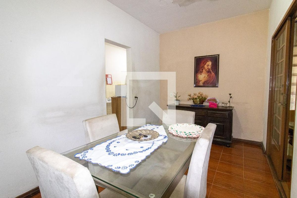 Casa à Venda - Taquaral, 4 Quartos,  315 m2 em , Campinas - sp | SoloBR