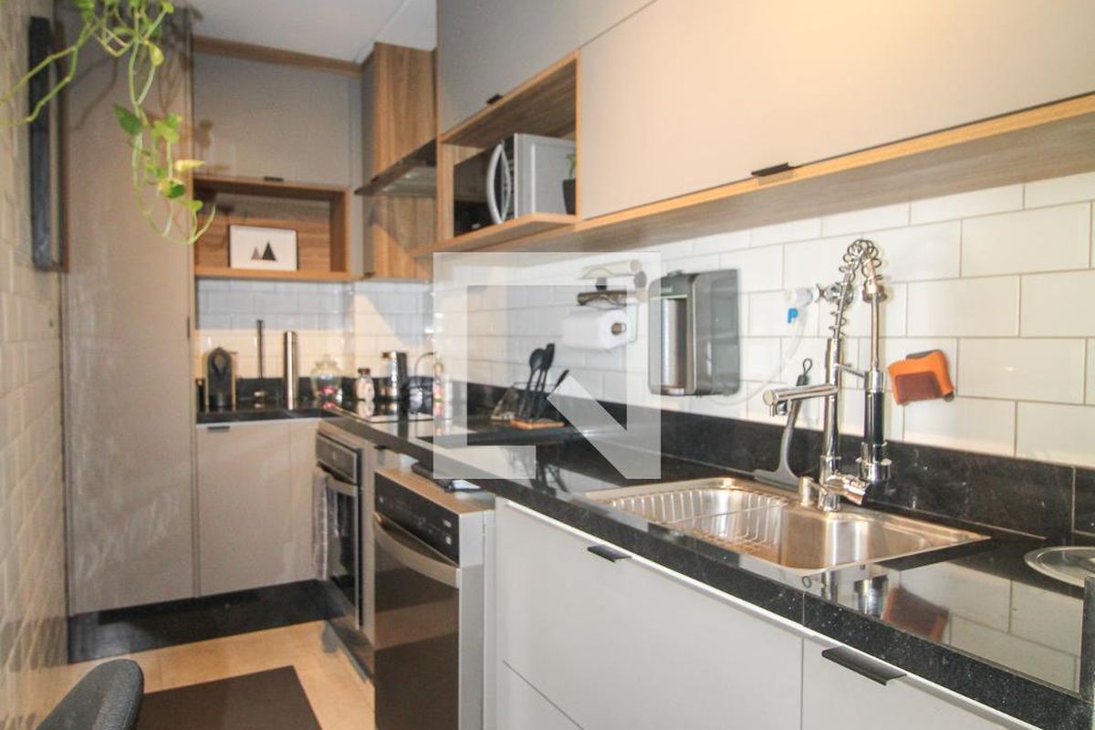 Apartamento à Venda - Bosque, 1 Quarto,  45 m2 em , Campinas - sp | SoloBR
