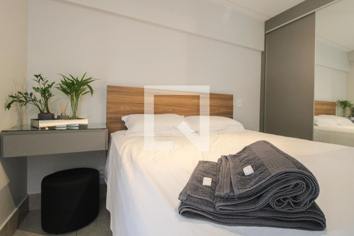 Apartamento à Venda - Bosque, 1 Quarto,  45 m2 em , Campinas - sp | SoloBR