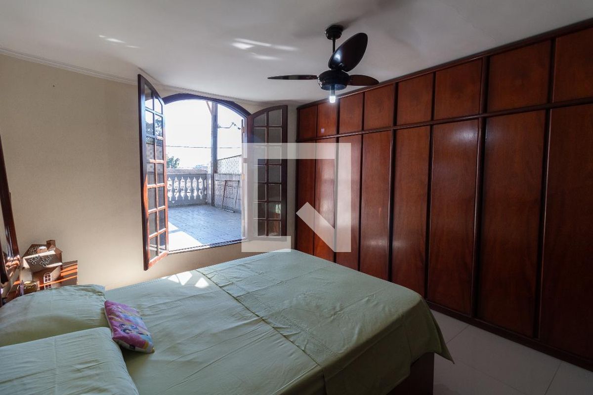 Casa, 2 quartos, 248 m² - Foto 13