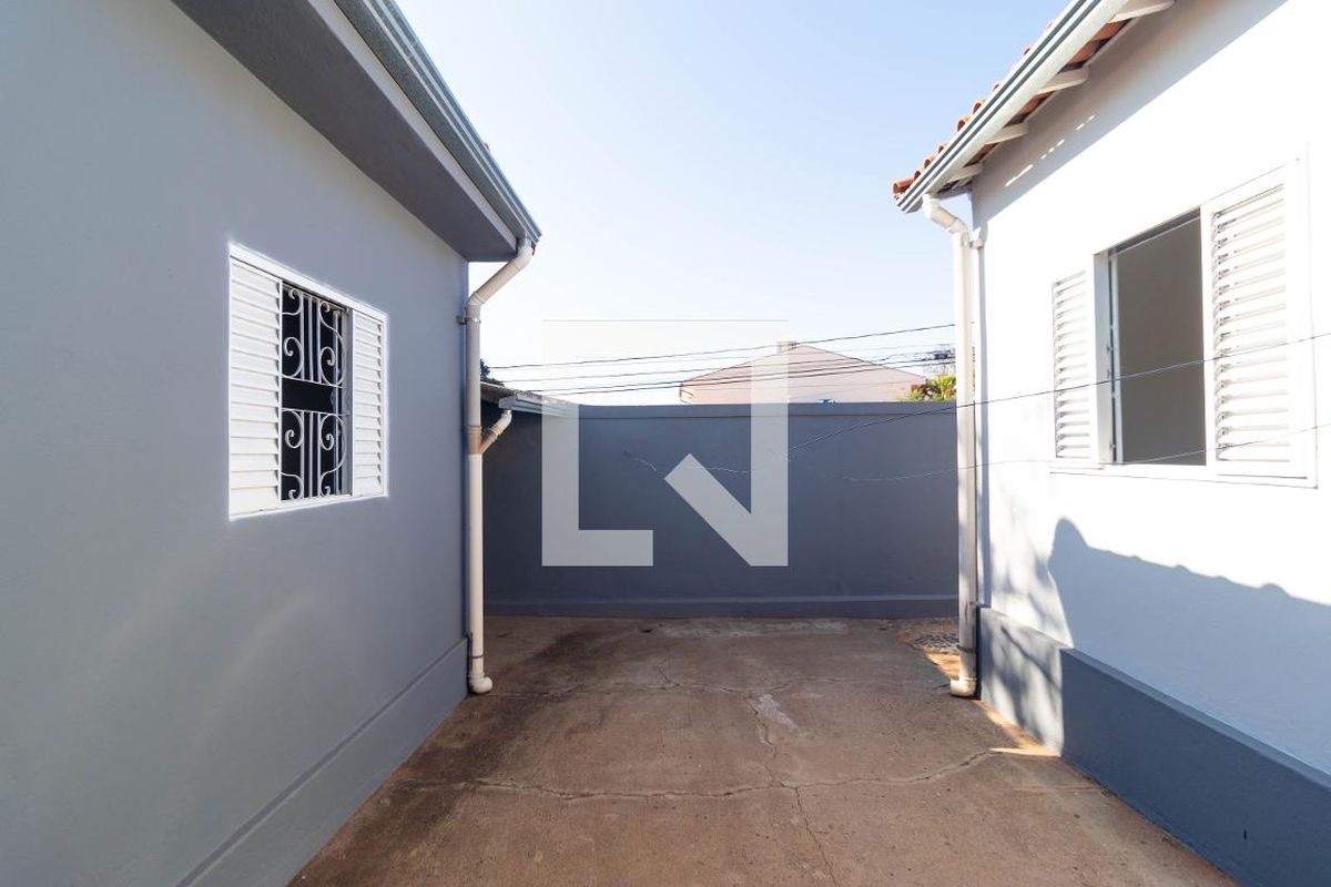 Casa à Venda - Guanabara, 3 Quartos,  90 m2 em , Campinas - sp | SoloBR