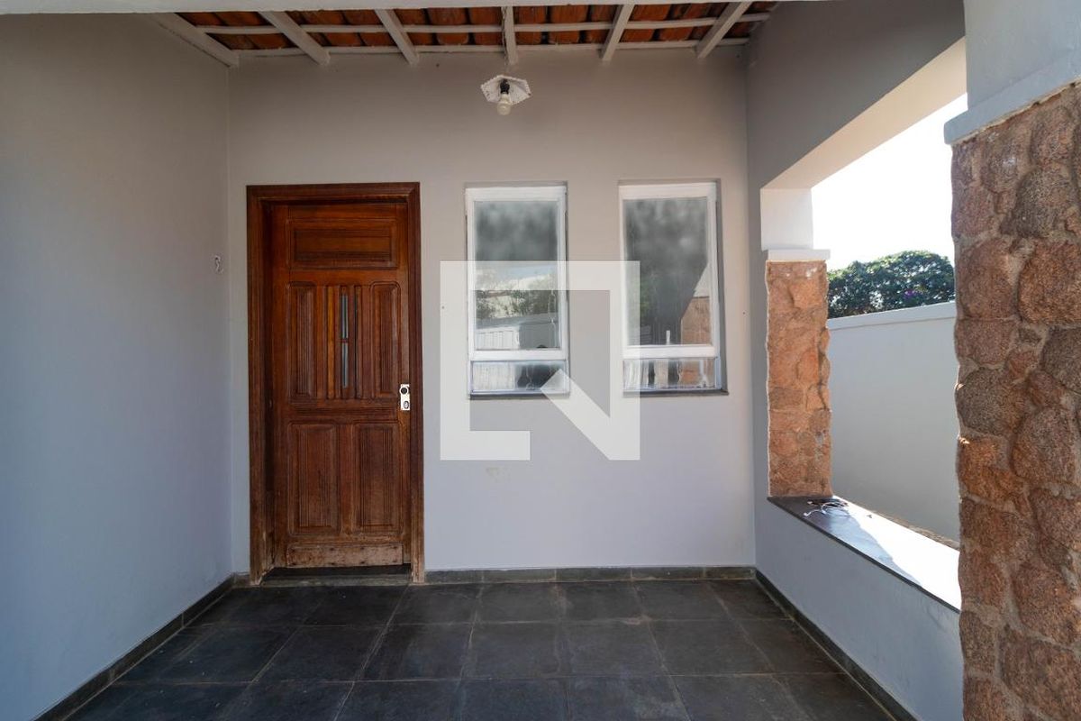 Casa à Venda - Guanabara, 3 Quartos,  90 m2 em , Campinas - sp | SoloBR