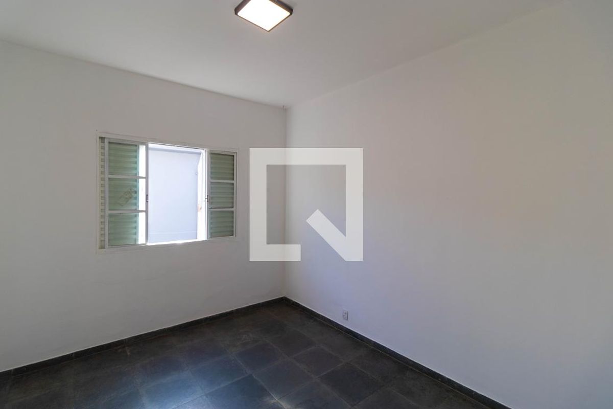 Casa à Venda - Guanabara, 3 Quartos,  90 m2 em , Campinas - sp | SoloBR
