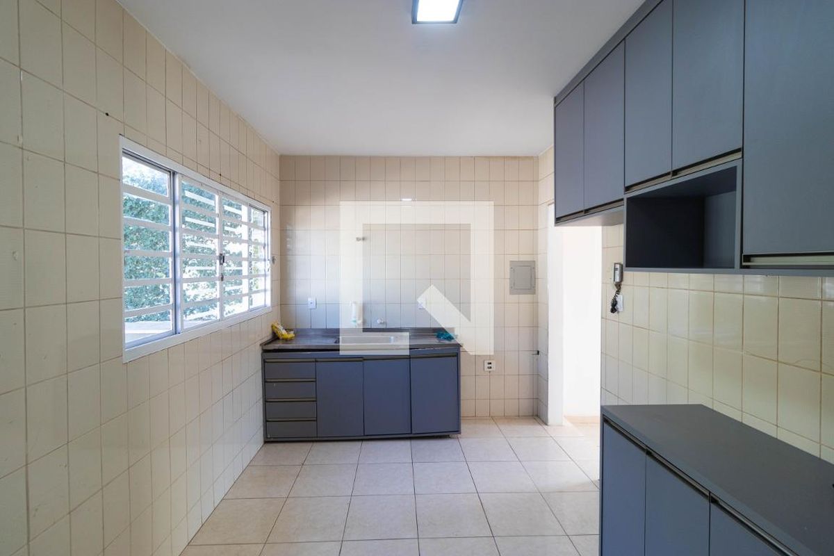 Casa à Venda - Guanabara, 3 Quartos,  90 m2 em , Campinas - sp | SoloBR