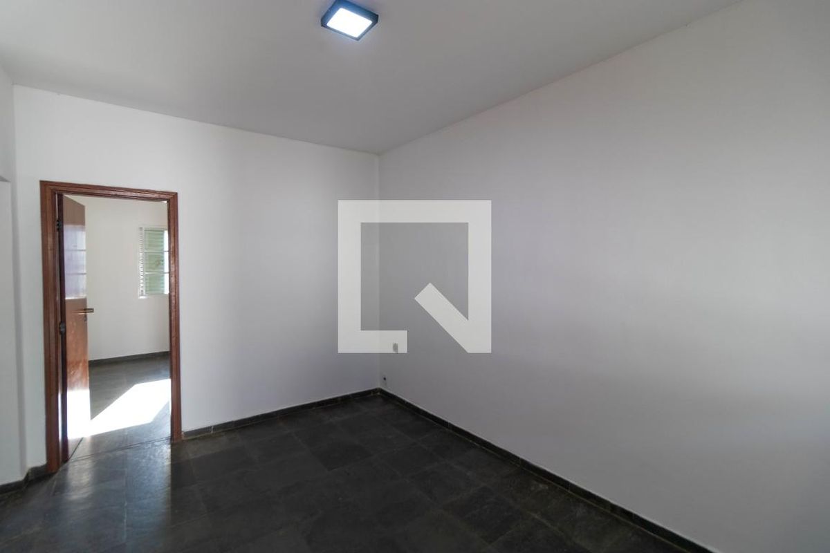 Casa à Venda - Guanabara, 3 Quartos,  90 m2 em , Campinas - sp | SoloBR