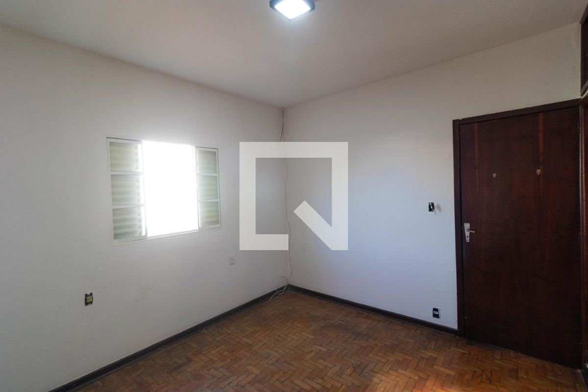 Casa à Venda - Guanabara, 3 Quartos,  90 m2 em , Campinas - sp | SoloBR