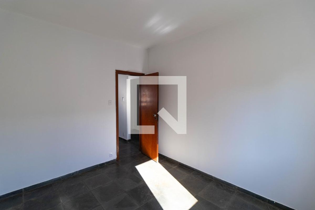 Casa à Venda - Guanabara, 3 Quartos,  90 m2 em , Campinas - sp | SoloBR