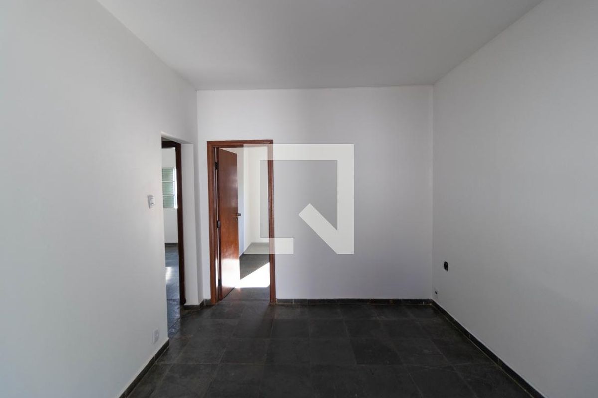 Casa à Venda - Guanabara, 3 Quartos,  90 m2 em , Campinas - sp | SoloBR