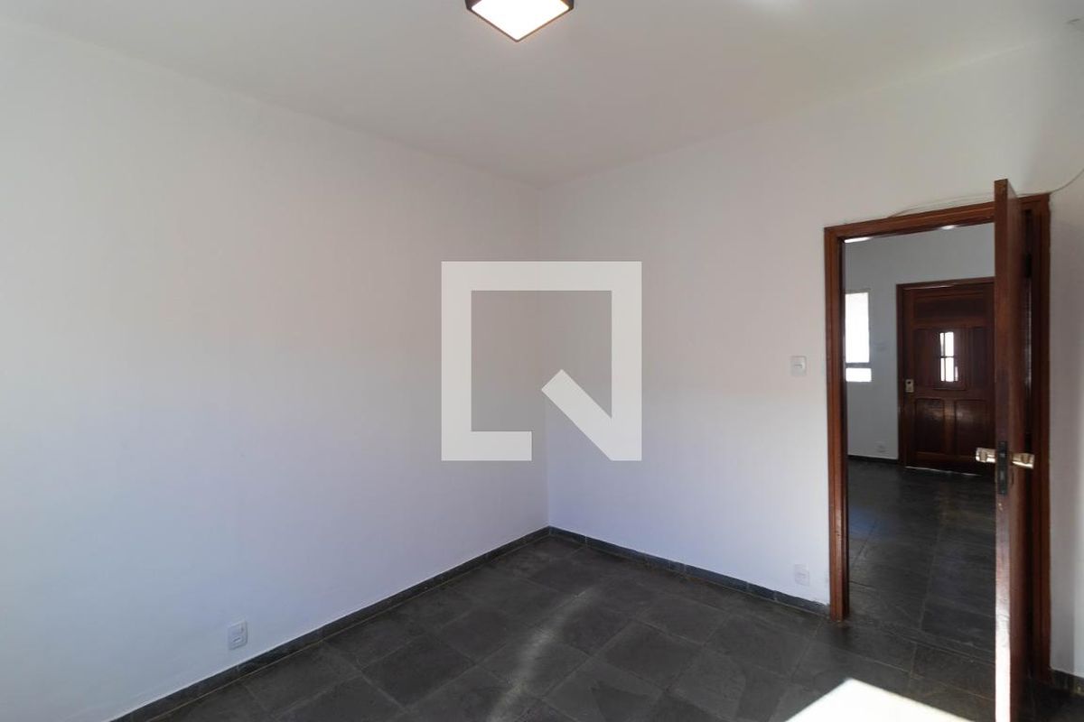 Casa à Venda - Guanabara, 3 Quartos,  90 m2 em , Campinas - sp | SoloBR