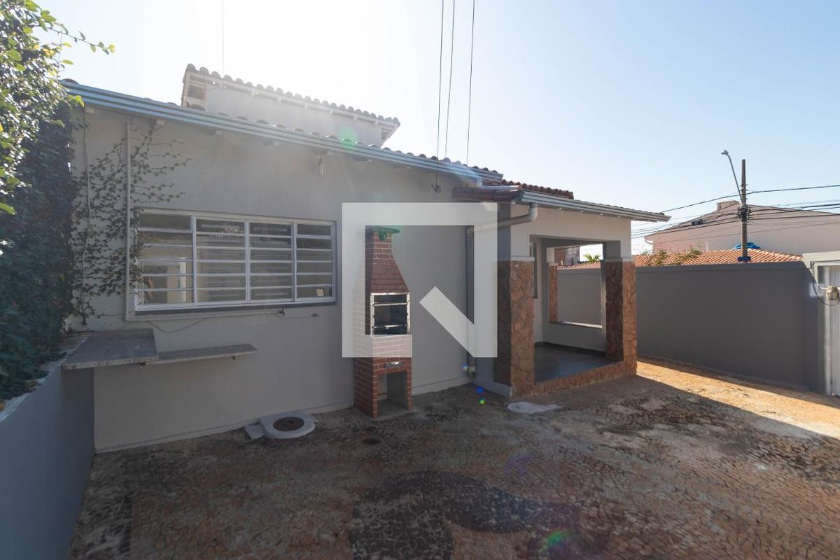 Casa à Venda - Guanabara, 3 Quartos,  90 m2 em , Campinas - sp | SoloBR