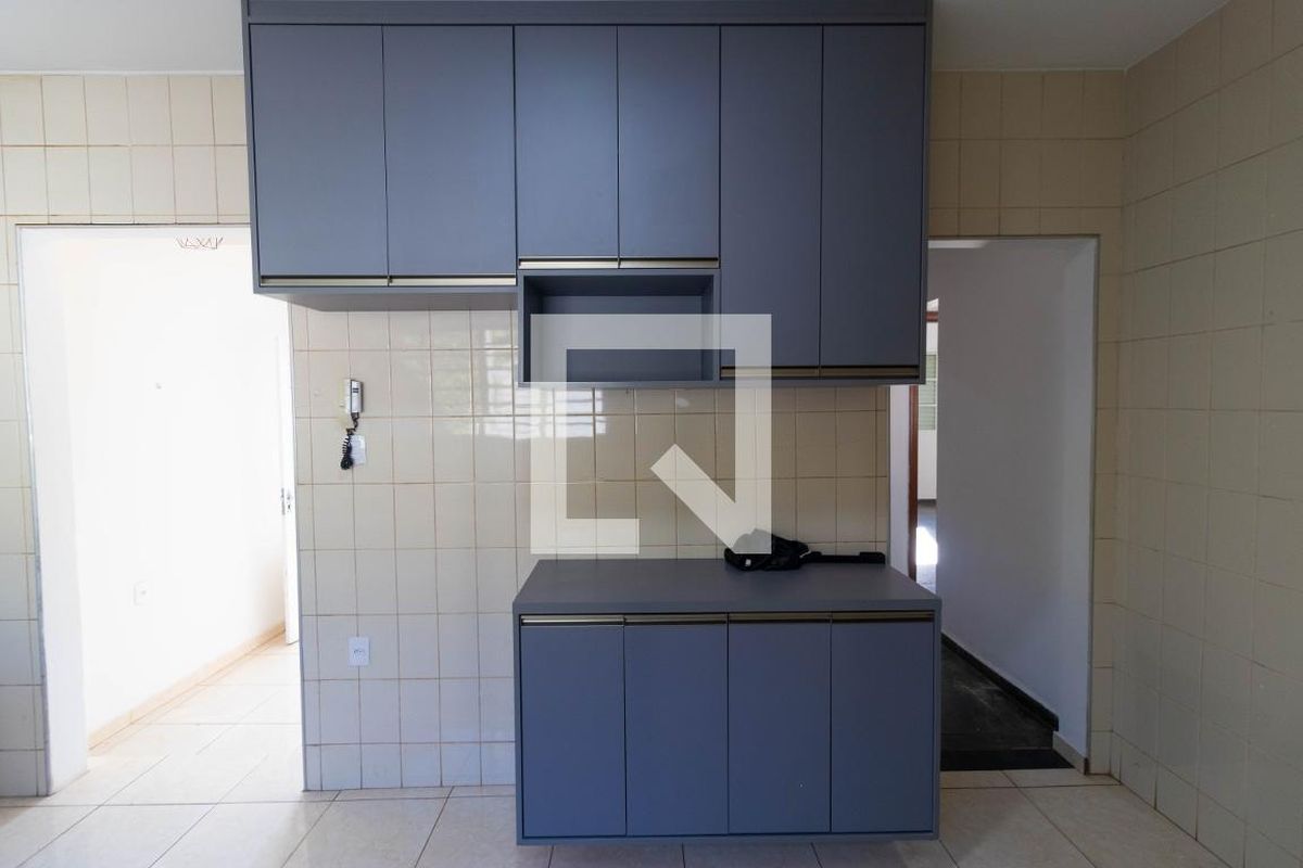 Casa à Venda - Guanabara, 3 Quartos,  90 m2 em , Campinas - sp | SoloBR