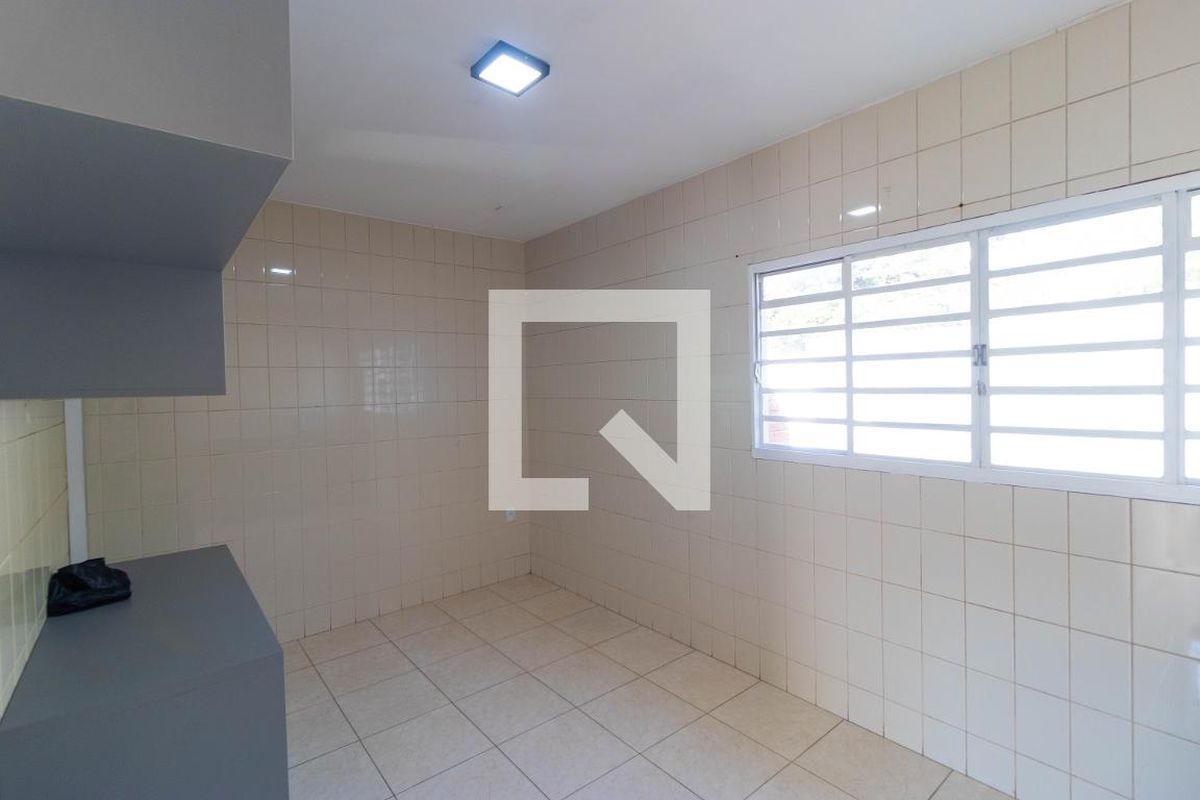 Casa à Venda - Guanabara, 3 Quartos,  90 m2 em , Campinas - sp | SoloBR