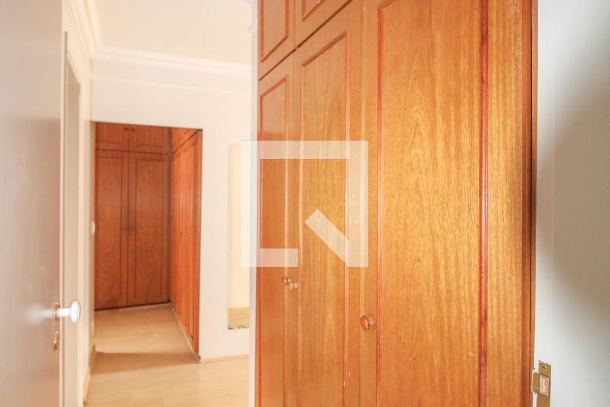 Apartamento à Venda - Cambuí, 4 Quartos,  374 m2 em , Campinas - sp | SoloBR