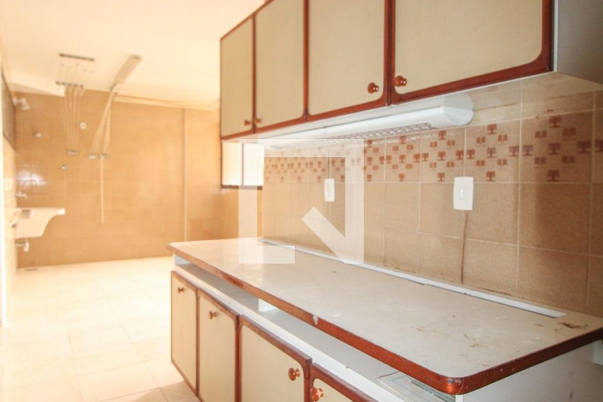 Apartamento à Venda - Cambuí, 4 Quartos,  374 m2 em , Campinas - sp | SoloBR