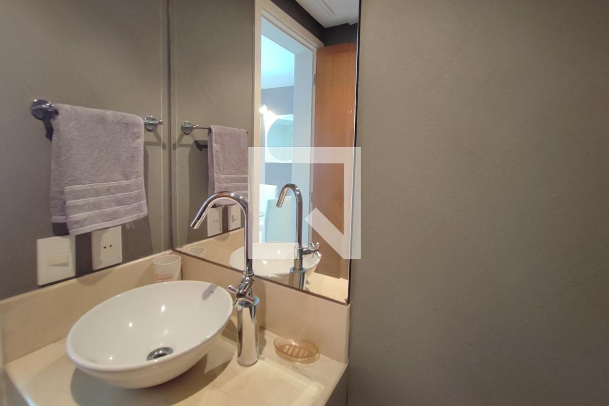 Apartamento à Venda - Cambuí, 1 Quarto,  72 m2 em , Campinas - sp | SoloBR