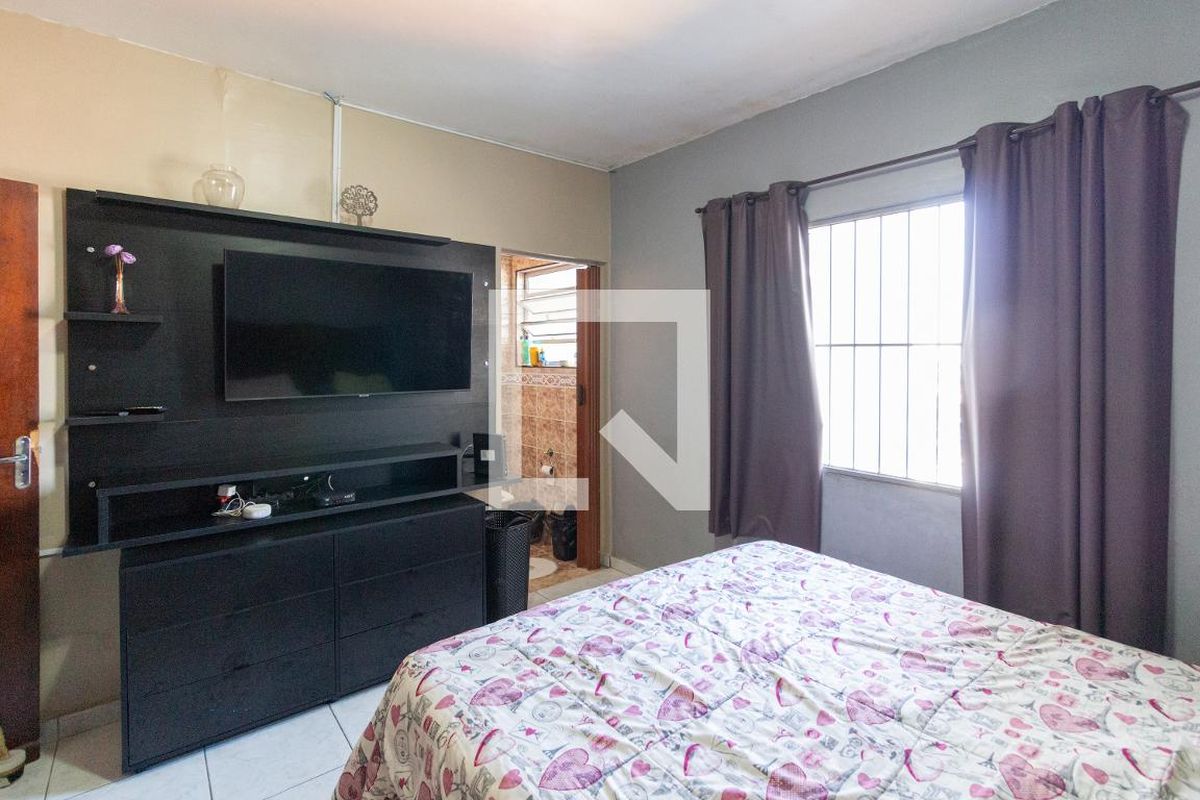 Casa, 4 quartos, 210 m² - Foto 49