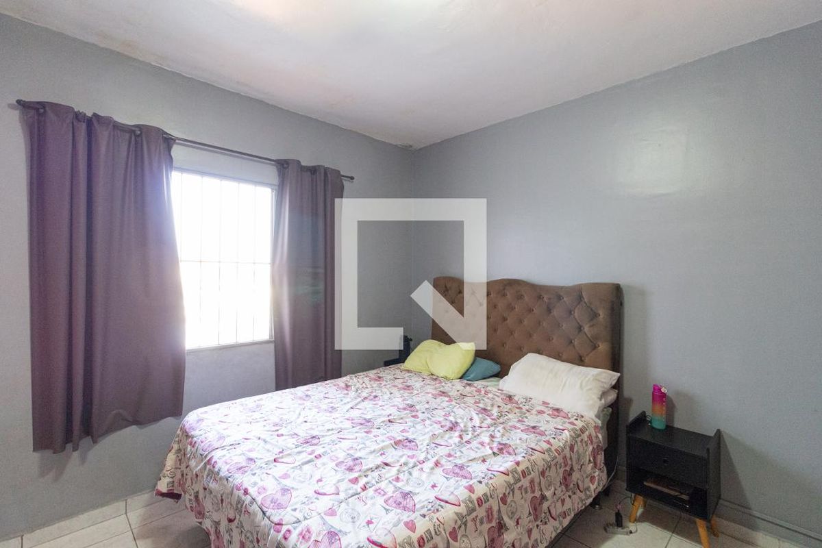Casa, 4 quartos, 210 m² - Foto 47